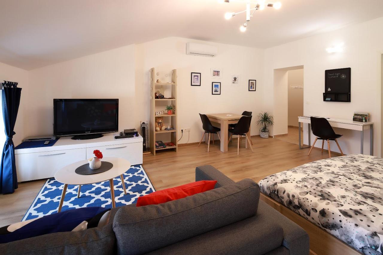Sweet Loft Apartment "Blue" In Rijeka Center エクステリア 写真