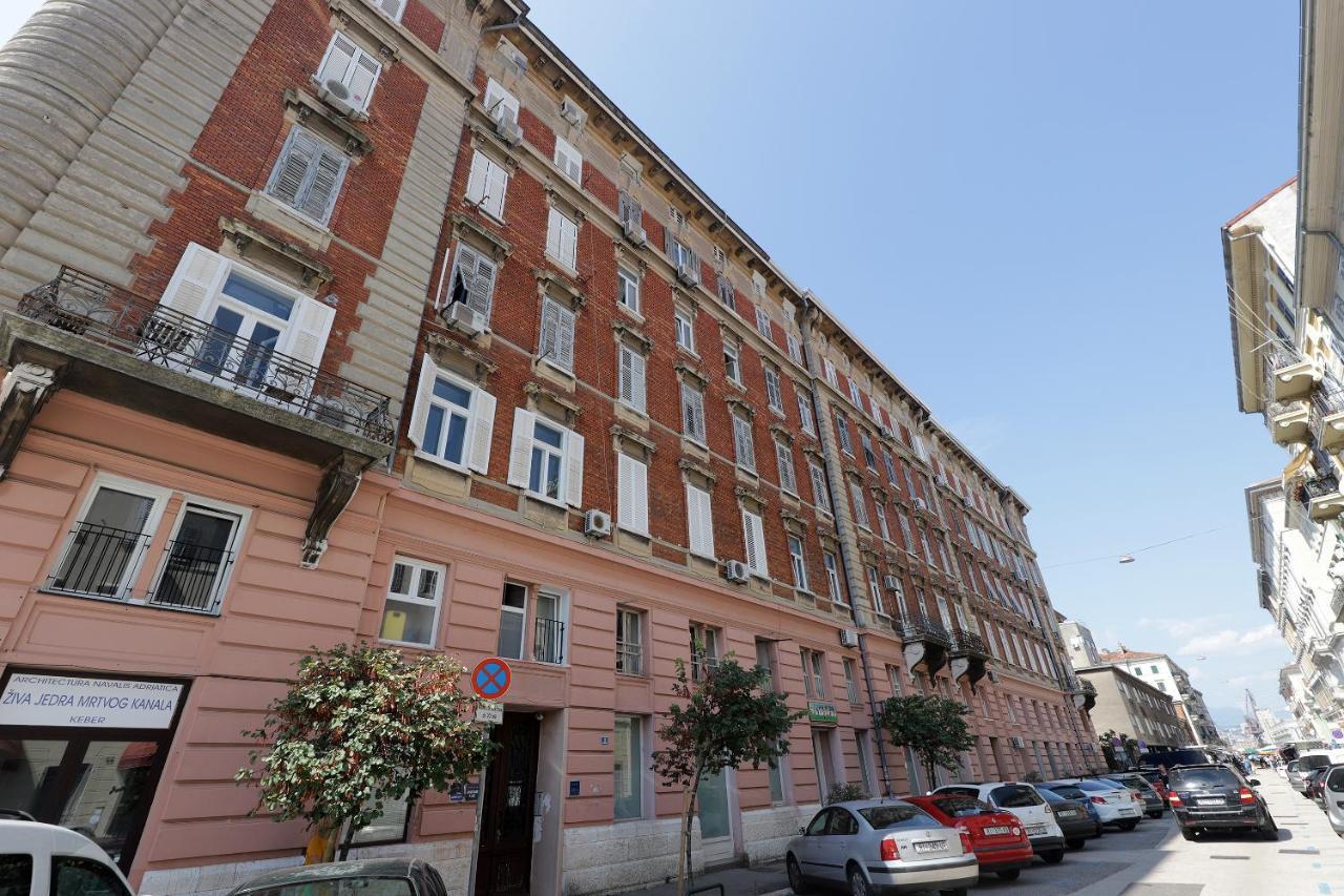 Sweet Loft Apartment "Blue" In Rijeka Center エクステリア 写真